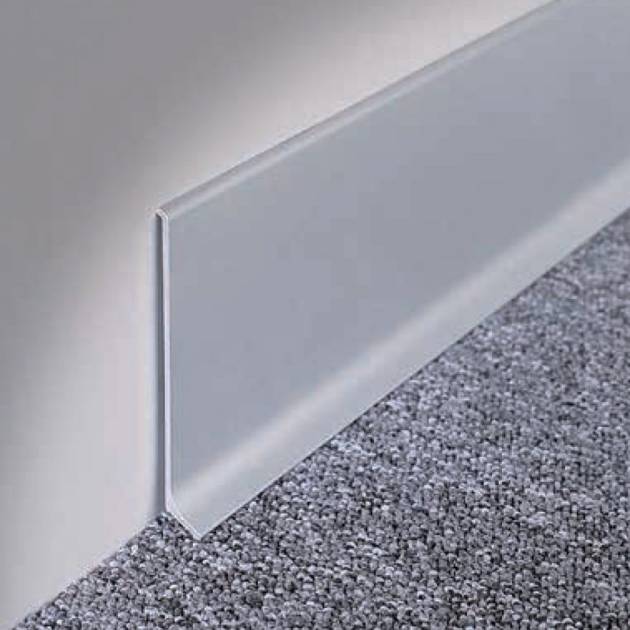 SKIRTING BA 700 P PVC - obarvana plastika