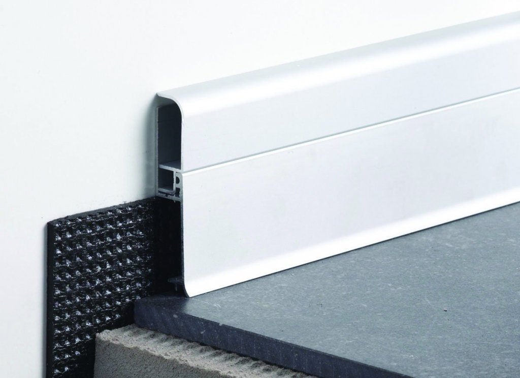SKIRTING BI - BIM