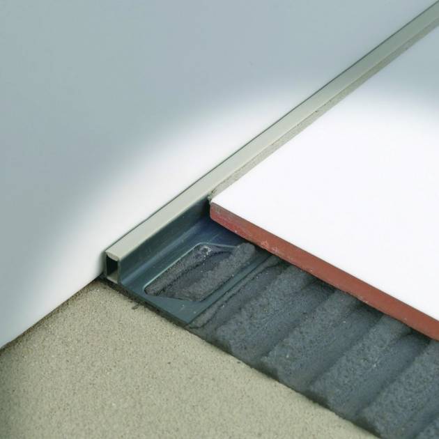 Coflex CAJP - P23 obarvana plastika - robna letev